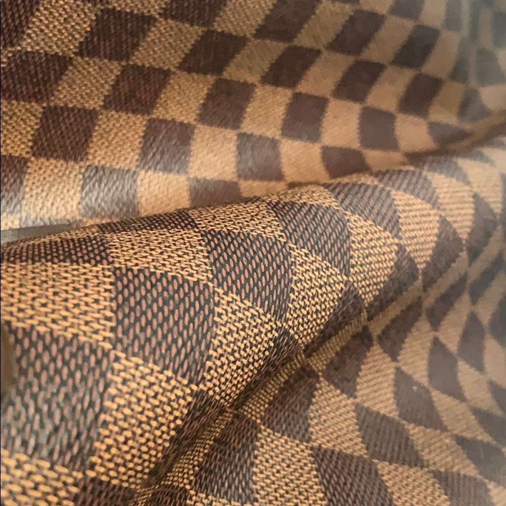 Meet your Posher, Mesch hair